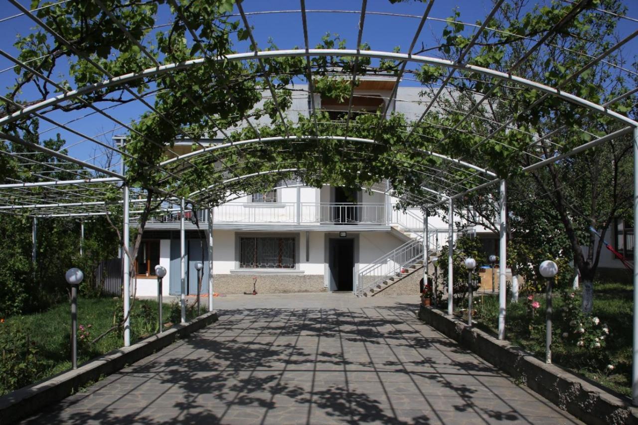 Big House Hotel Tbilisi Luaran gambar